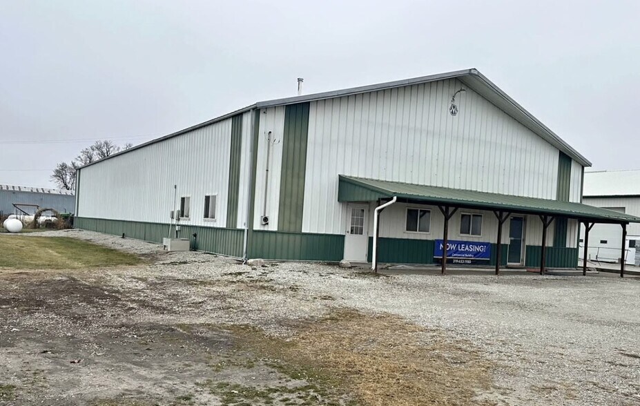 More Photos Of 2490 Highway 92, Washington Flex For Lease