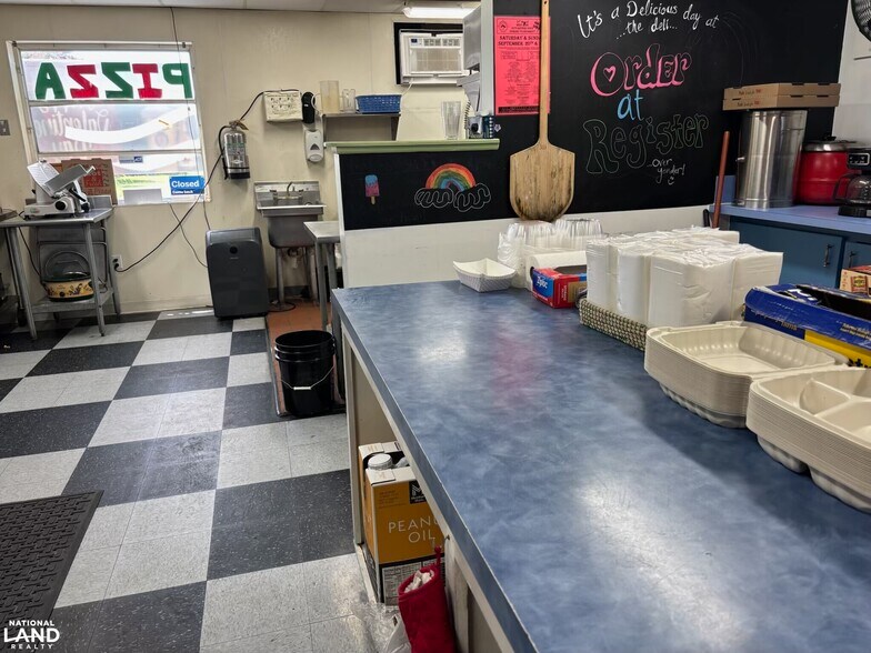 More Photos Of 20835 Nanticoke Rd, Bivalve Convenience Store For Sale