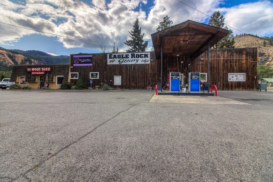 More Photos Of 8590 WA-410, Naches Convenience Store For Sale