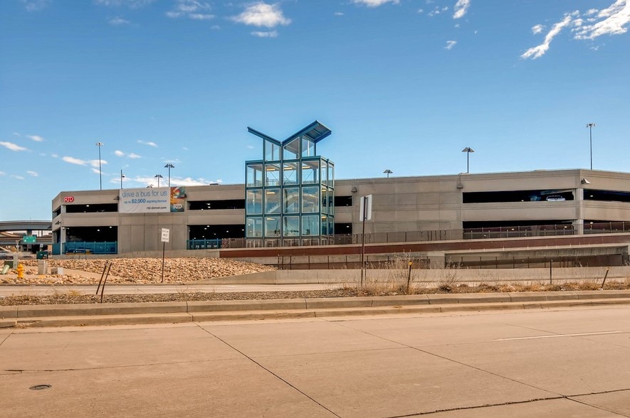 More Photos Of 2953 S Peoria St, Aurora Medical For Lease