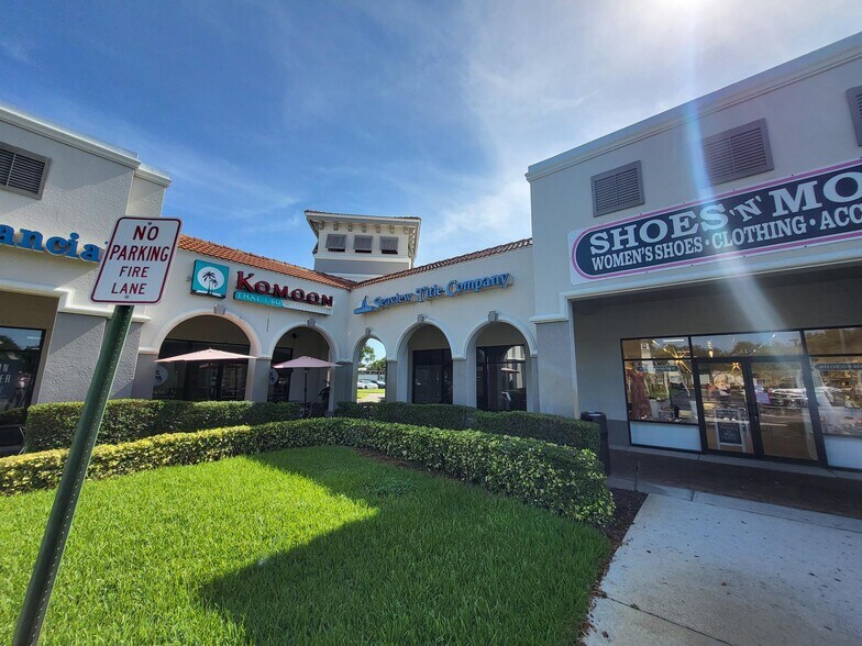 Primary Photo Of 1575 Pine Ridge Rd, Naples General Retail For Lease