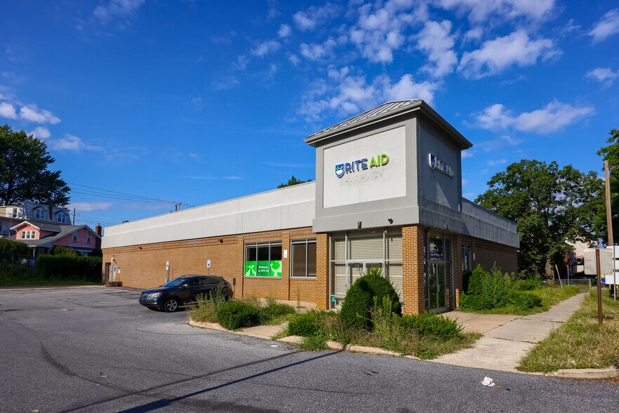 Primary Photo Of 1941 Derry St, Harrisburg Drugstore For Lease