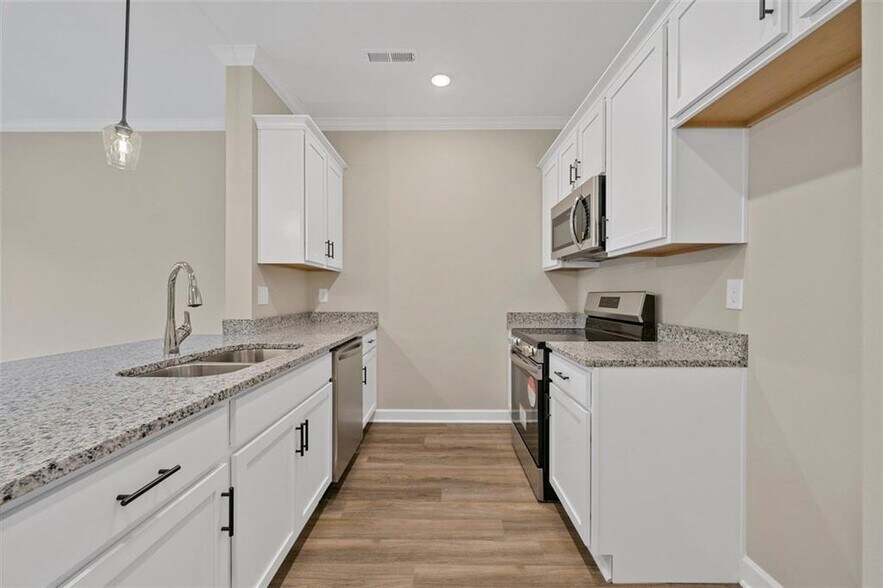 More Photos Of 721 Plano Rd, Bowling Green Apartments For Sale