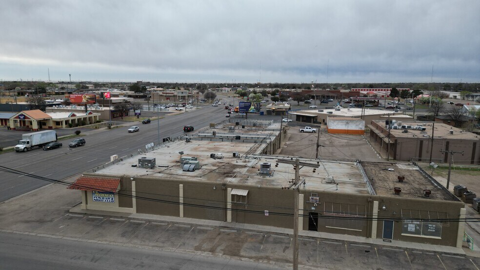 More Photos Of 4802-4816 Avenue Q, Lubbock Freestanding For Sale