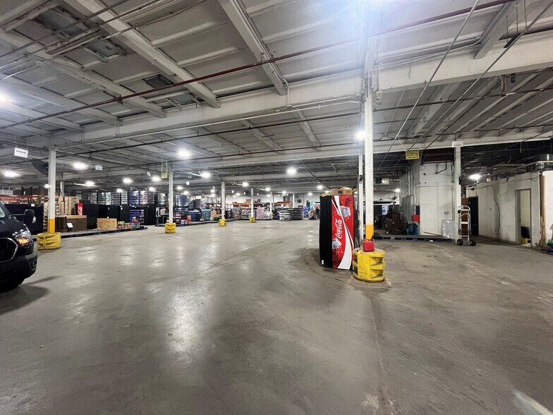 More Photos Of 25 Funston Rd, Kansas City Warehouse For Sale