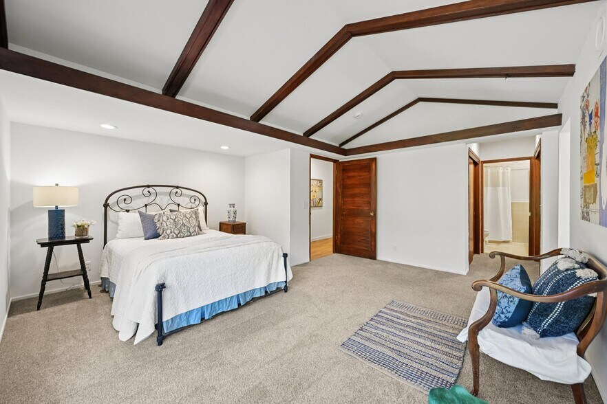 More Photos Of 135 Spring Grove Ave, San Rafael Multifamily For Sale