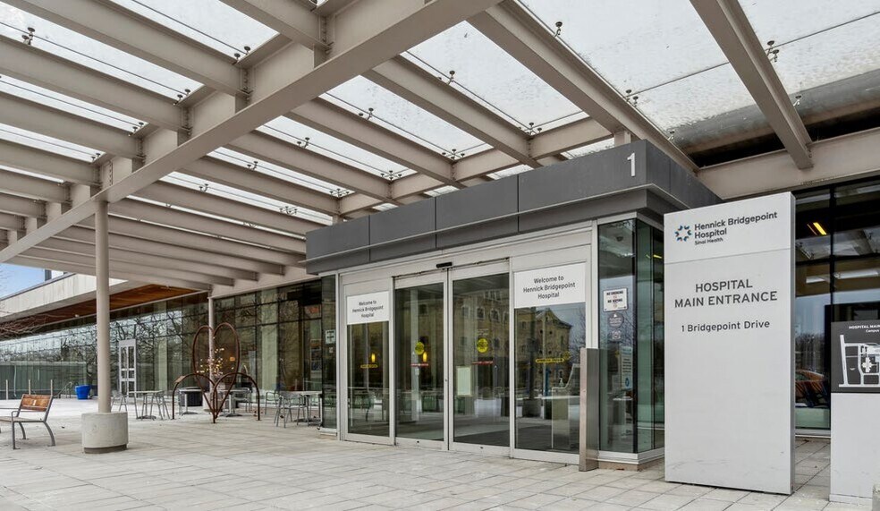 More Photos Of 14 St Matthews Rd, Toronto Hospital For Lease