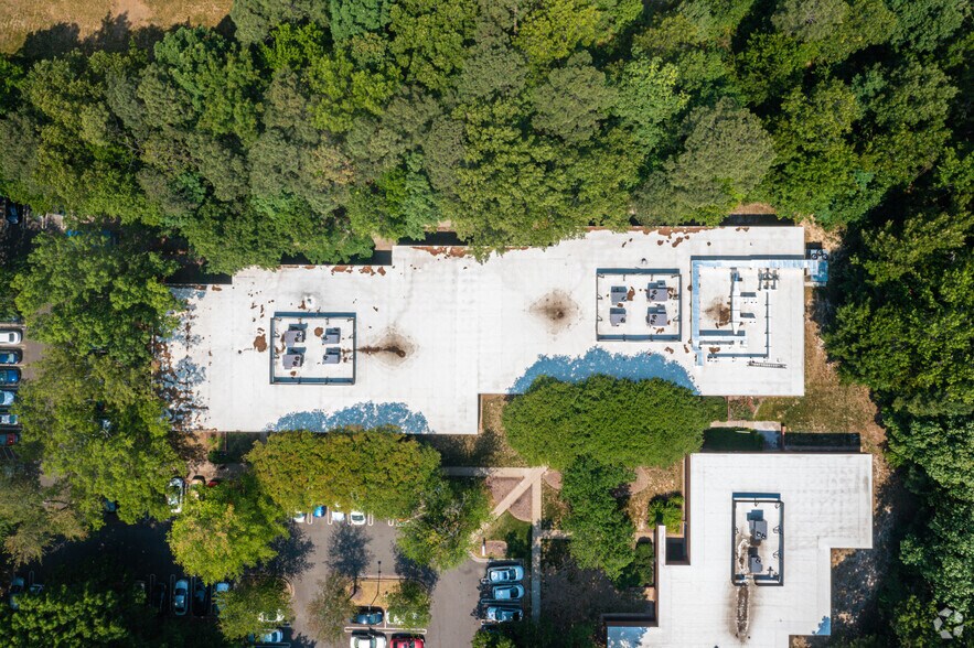 More Photos Of 4144 Innslake Dr, Glen Allen Office For Sale