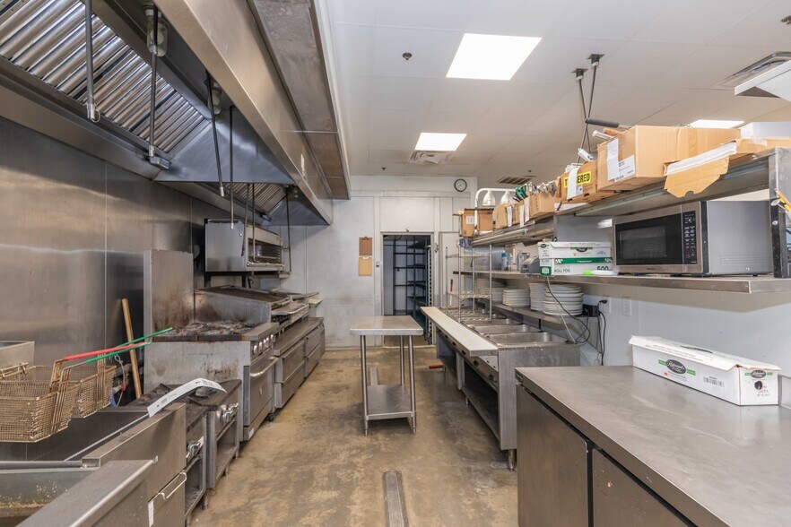 More Photos Of 600 S Buchanan St, Amarillo Storefront Retail Office For Lease