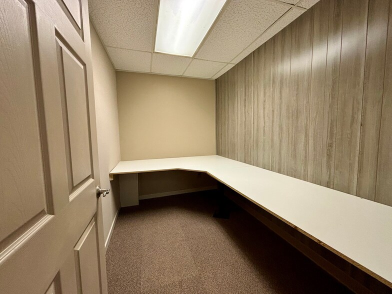 More Photos Of 4277 Okemos Rd, Okemos Office For Lease