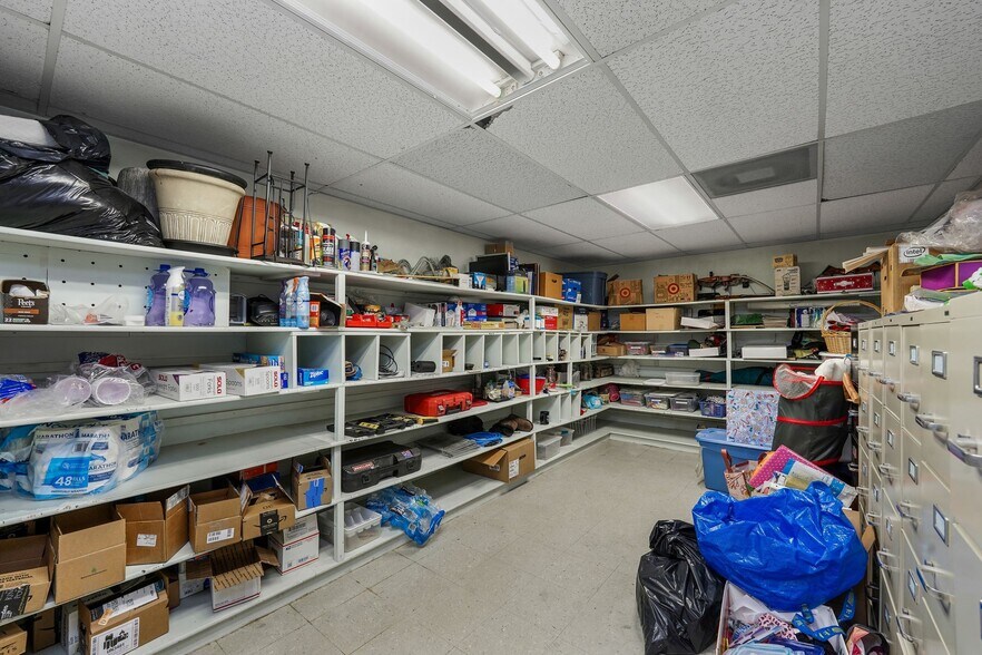 More Photos Of 3585 S Washington Blvd, Ogden Office For Sale