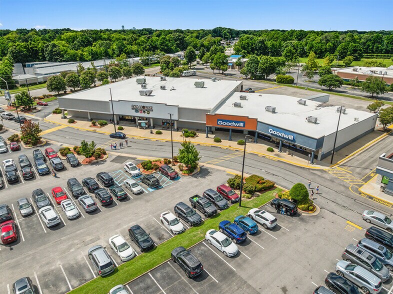 More Photos Of 2701-2736 N Mall Dr, Virginia Beach Unknown For Lease