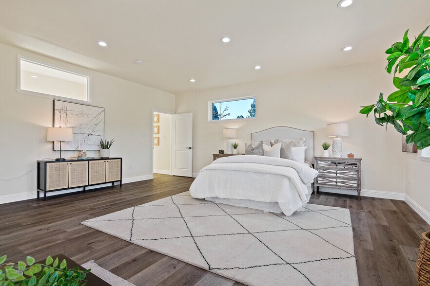 More Photos Of 1006 Court Ln, Concord Apartments For Sale