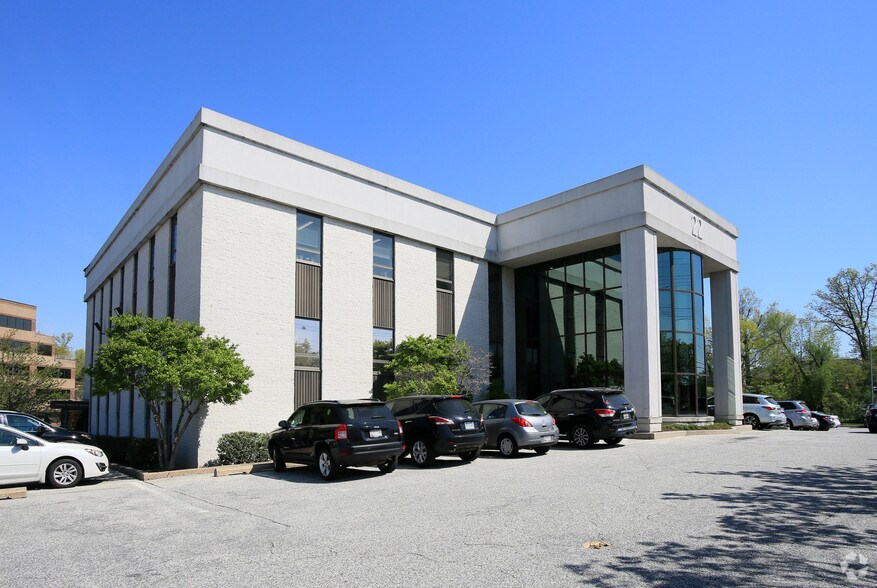 More Photos Of 22 West Rd, Towson Medical For Lease
