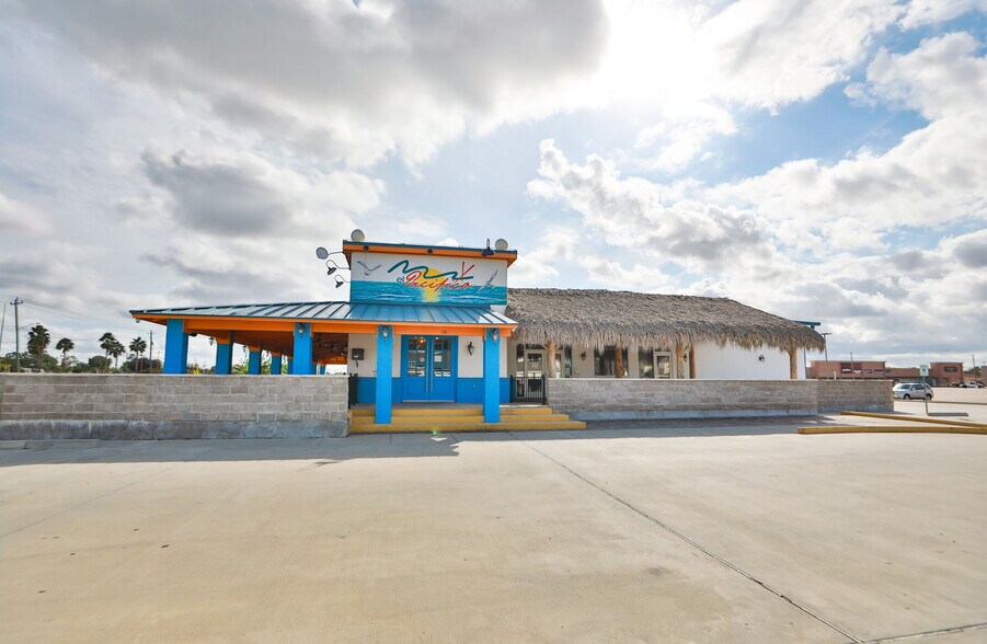 Primary Photo Of 3302 Shaver St, Pasadena Restaurant For Lease