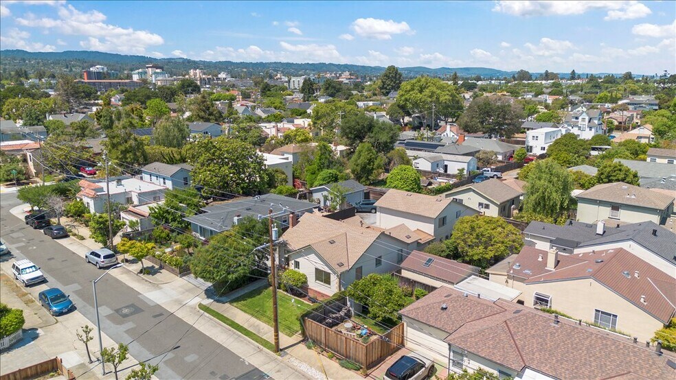 More Photos Of 1015 10th Ave, San Mateo Multifamily For Sale