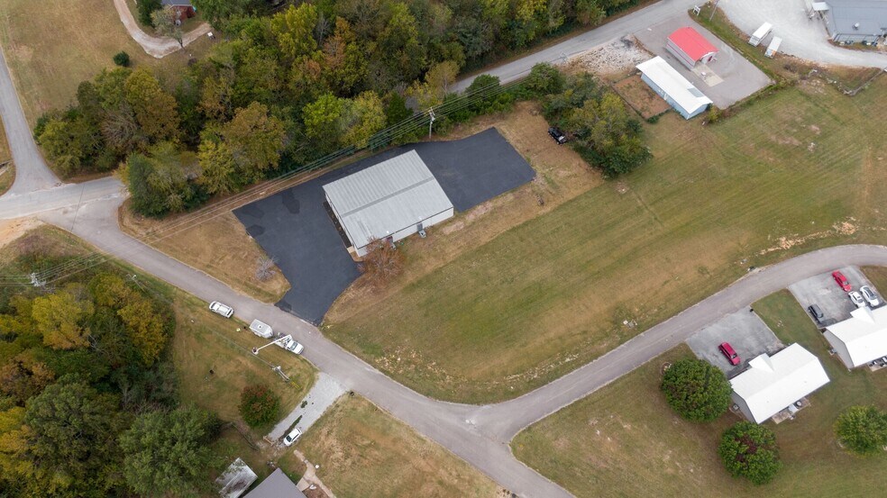 More Photos Of 103 Hadley cir, Linden Light Distribution For Sale