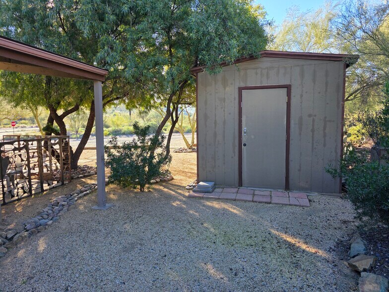 More Photos Of 37234 N Cave Creek Rd, Cave Creek Office For Sale
