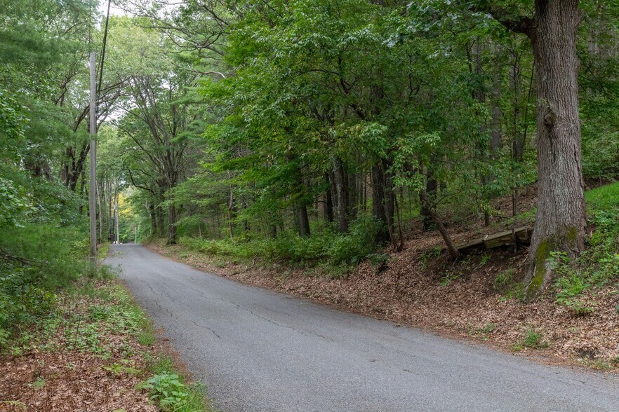 More Photos Of 0 Brickyard, Athol Land For Sale