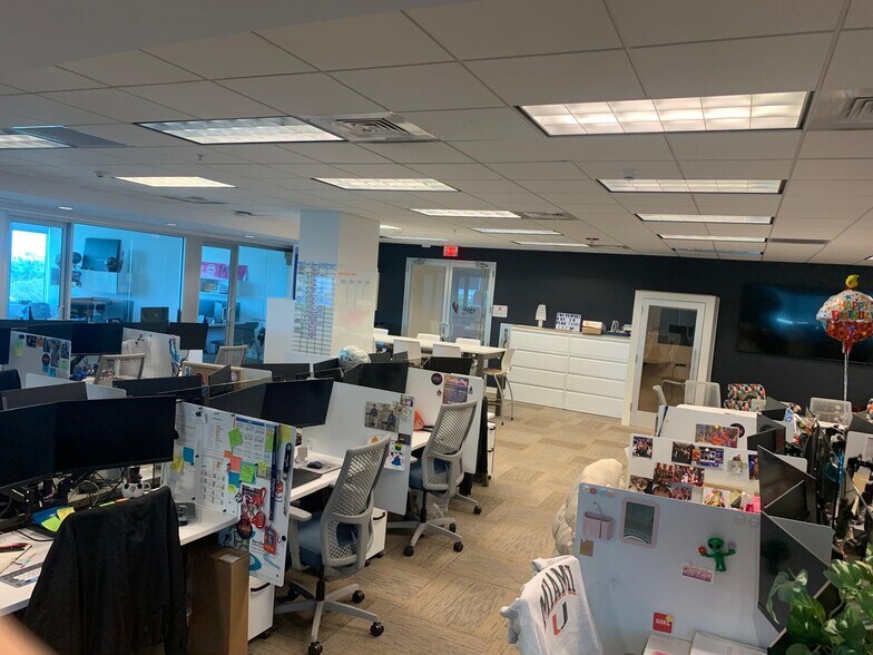 More Photos Of 2301 NW 87th Ave, Doral Office Residential For Lease