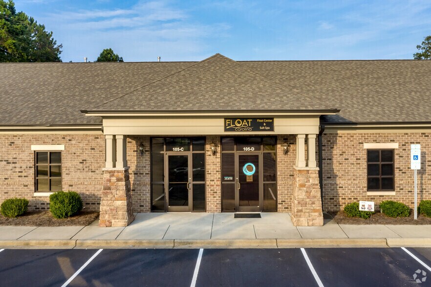 More Photos Of 105 Waxhaw Professional Park Dr, Waxhaw Medical For Lease