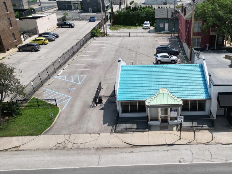 Primary Photo Of 907 N Pennsylvania St, Indianapolis Storefront Retail Office For Lease