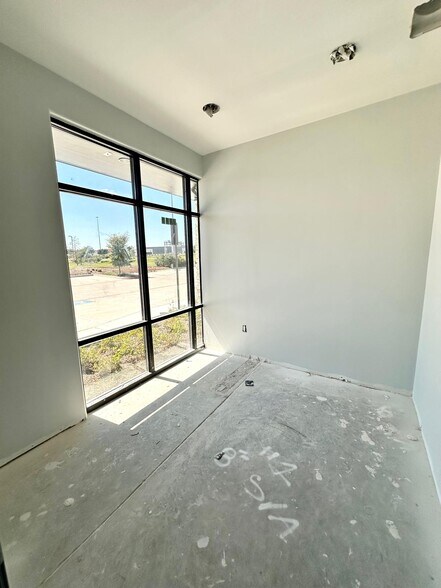 More Photos Of 3116 Capital Way, Fort Worth Medical For Lease