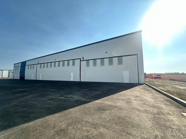 Primary Photo Of 5232-5270 Stearman St, Loveland Airplane Hangar For Lease