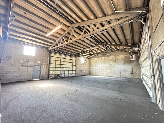 More Photos Of 427 Troy Rd, Moscow Warehouse For Sale
