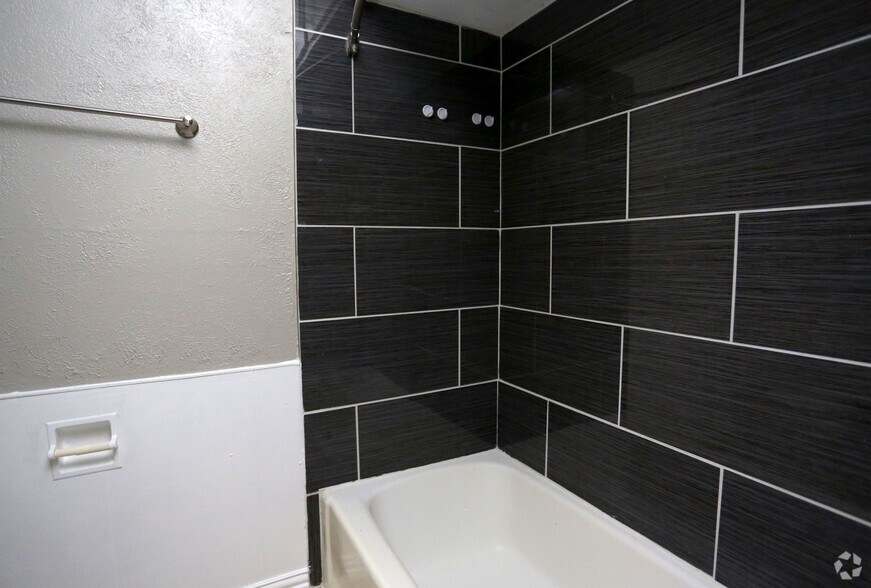 More Photos Of 5601 Birchman Ave, Fort Worth Apartments For Sale