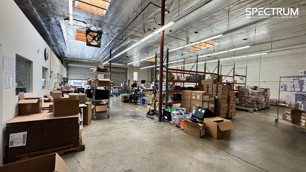 More Photos Of 16125 Cantlay St, Van Nuys Warehouse For Lease