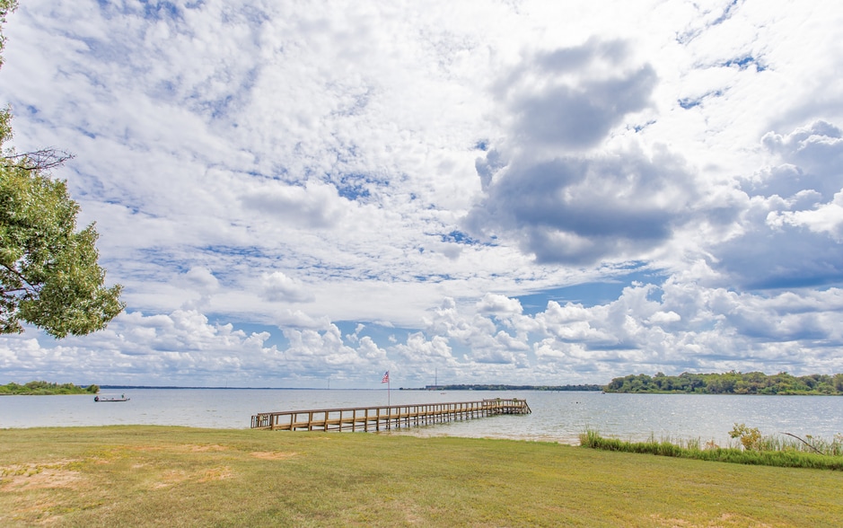 More Photos Of 507 County Road 1550, Alba Multifamily For Sale