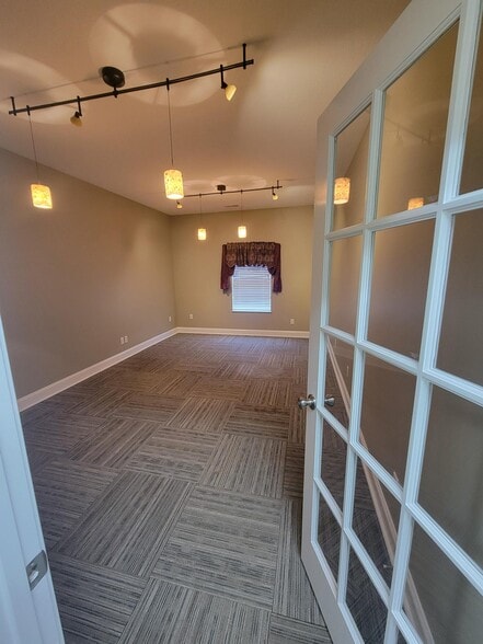 More Photos Of 703 William Blount Dr, Maryville Office For Sale