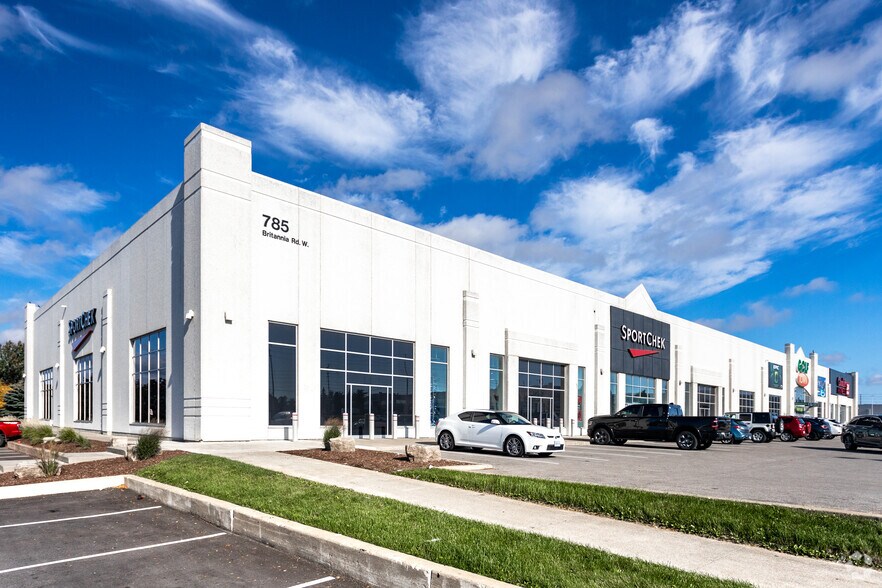 More Photos Of 785 Britannia Rd, Mississauga General Retail For Lease