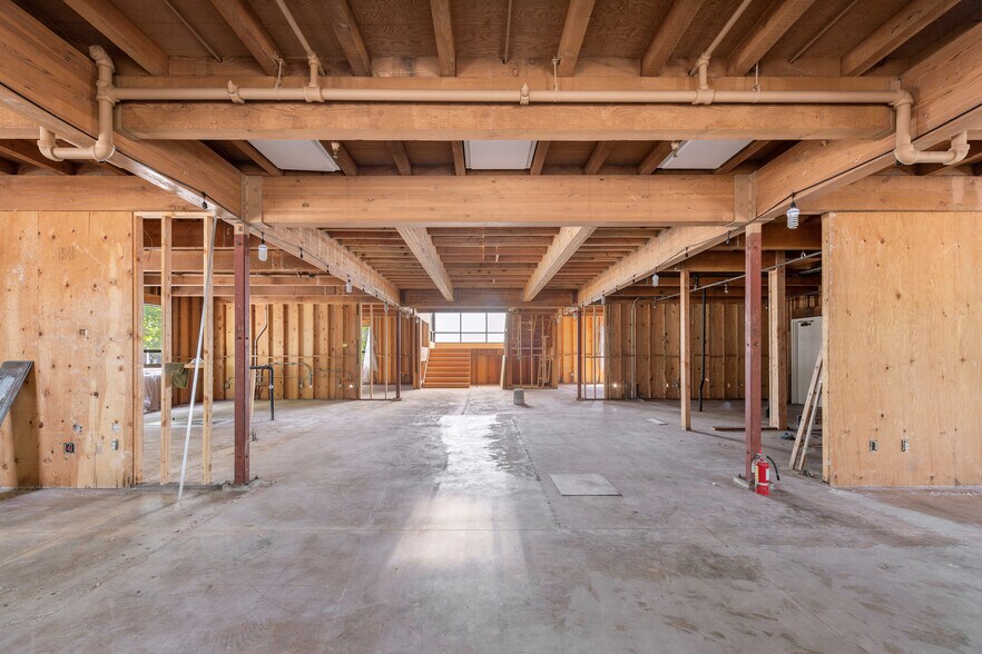 More Photos Of 915 Diablo Ave, Novato Office For Sale