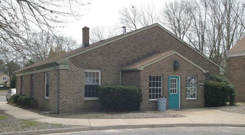 More Photos Of 56 Schoolhouse Rd, Whiting Medical For Sale