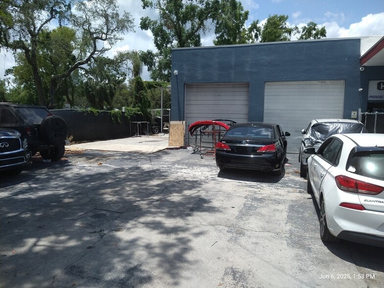 More Photos Of 1301 W Waters Ave, Tampa Auto Repair For Sale