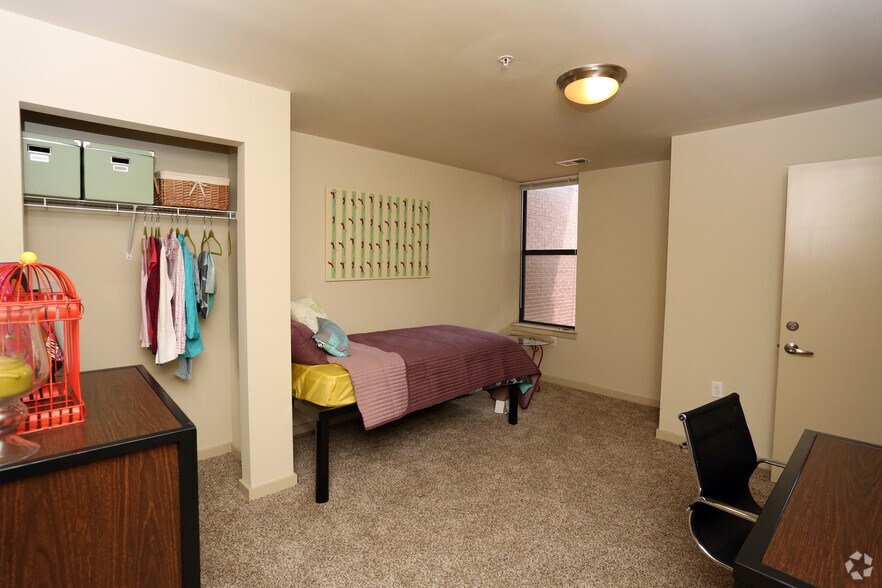 More Photos Of 30 W Biddle St, Baltimore Apartments For Lease