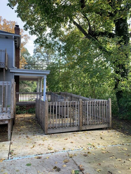 More Photos Of 754 S DuPont Hwy, Smyrna Office For Lease