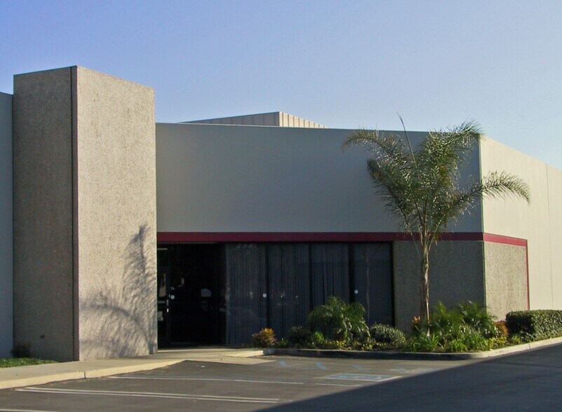 More Photos Of 1961 E Miraloma Ave, Placentia Unknown For Lease
