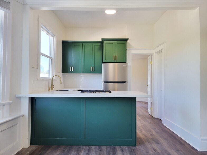 More Photos Of 1701 S Bonnie Brae St, Los Angeles Apartments For Sale
