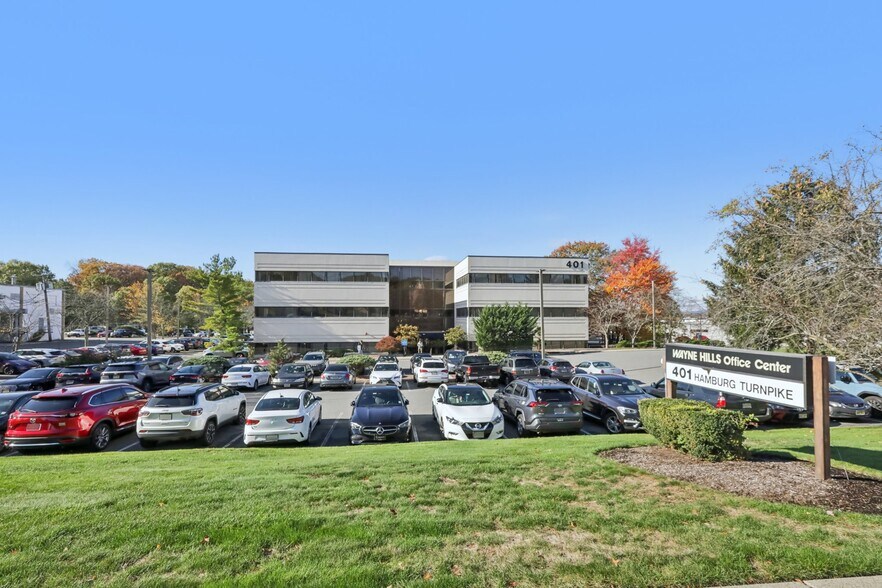 More Photos Of 401 Hamburg Turnpike, Wayne Medical For Sale