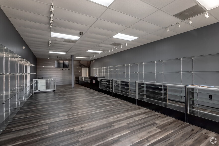 More Photos Of 17301-17319 FM 529 Rd, Houston Unknown For Lease