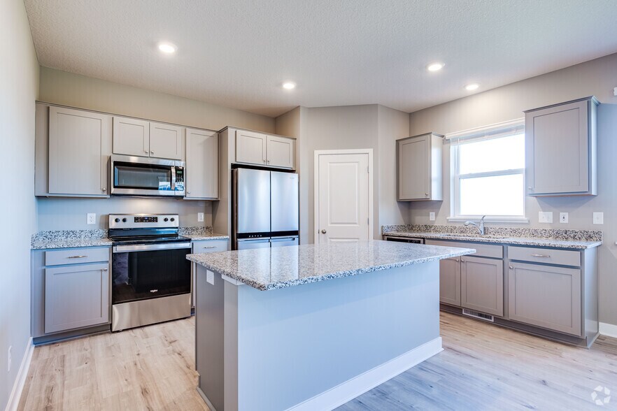 More Photos Of 9713 95th Pl, Maple Grove Apartments For Sale