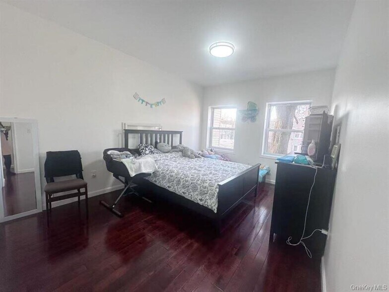 More Photos Of 102-03 Jamaica Ave, Richmond Hill Multifamily For Sale