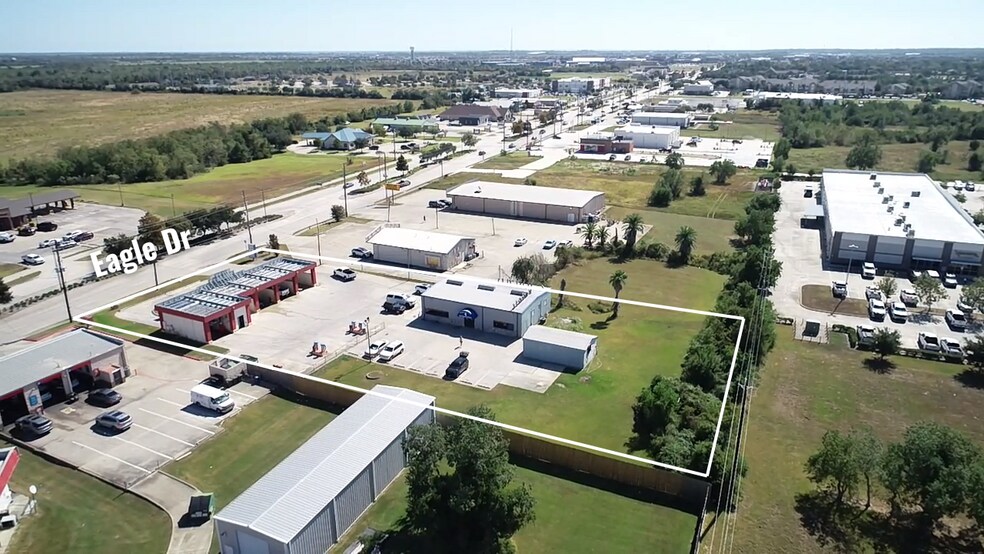 More Photos Of 11515 Eagle Dr, Mont Belvieu Carwash For Sale