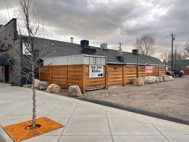 More Photos Of 420 Yampa Ave, Craig Restaurant For Sale