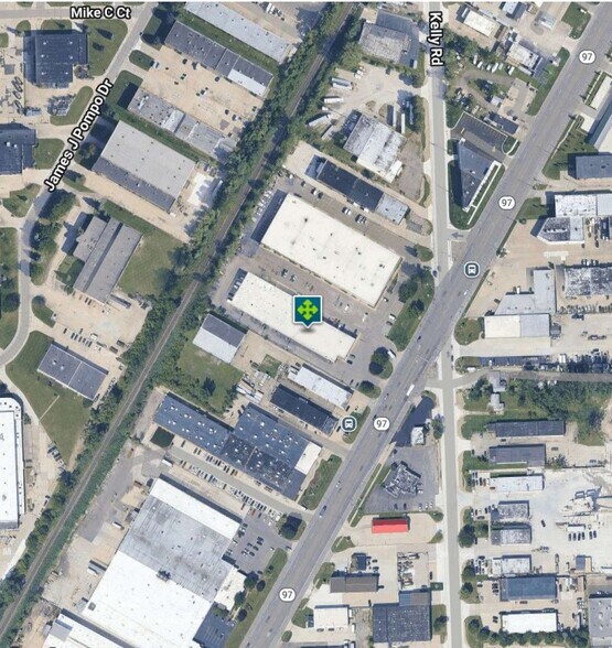 More Photos Of 33733-33753 Groesbeck Hwy, Fraser Manufacturing For Lease