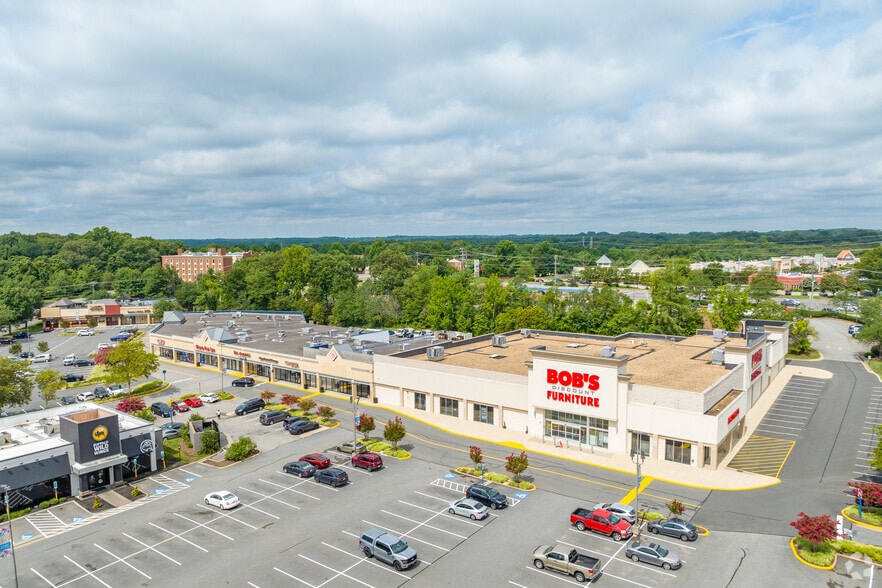 More Photos Of 14497-14560 Potomac Mills Rd, Woodbridge Unknown For Lease