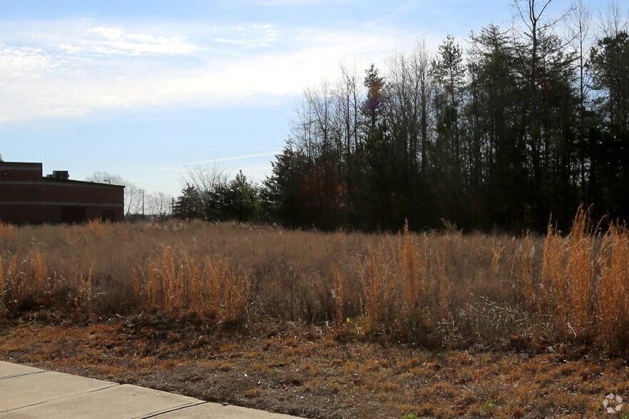 More Photos Of 513 Sawnee Corners Blvd, Cumming Land For Sale